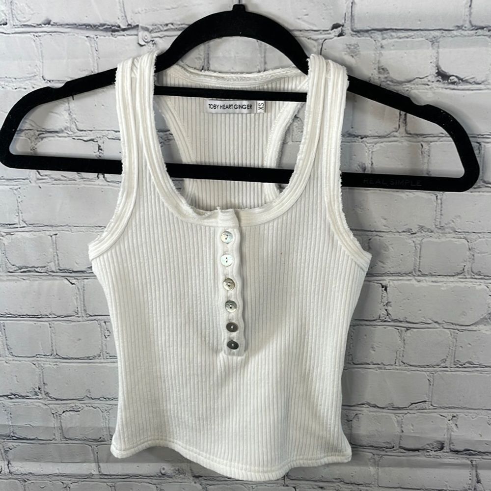 👕✨ Toby Heart Ginger White Ribbed Crop Top - Size XS